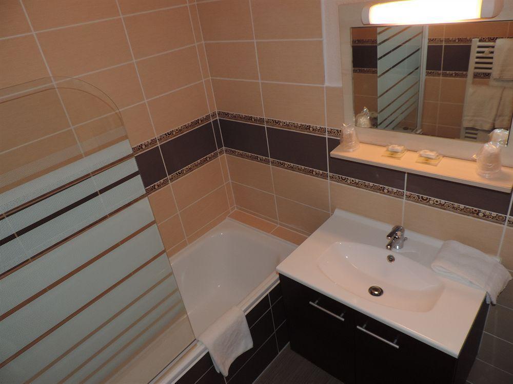 Hotel Amys Voreppe Ngoại thất bức ảnh