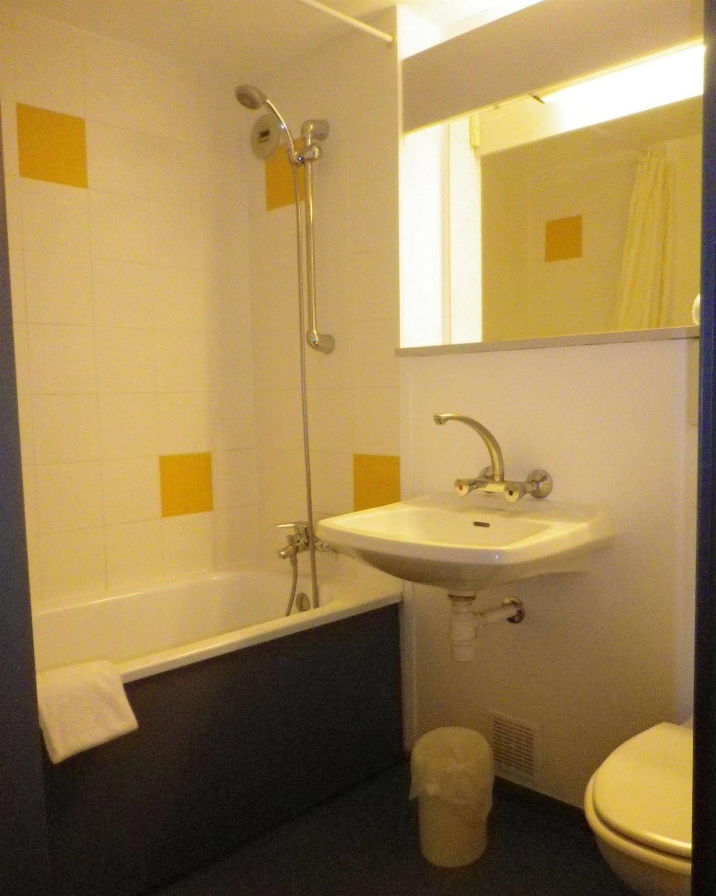 Hotel Amys Voreppe Ngoại thất bức ảnh